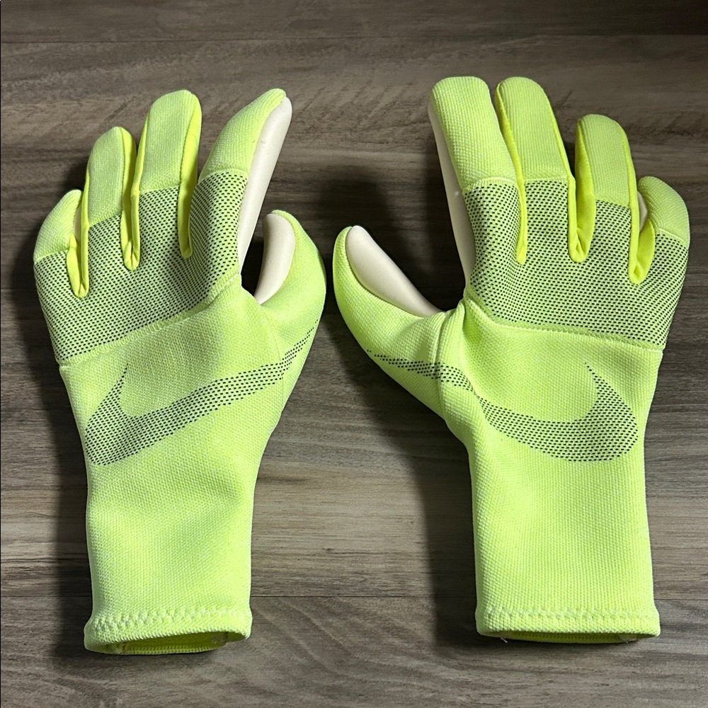 Nike Soccer GK Dynamic Fit Goalie Gloves